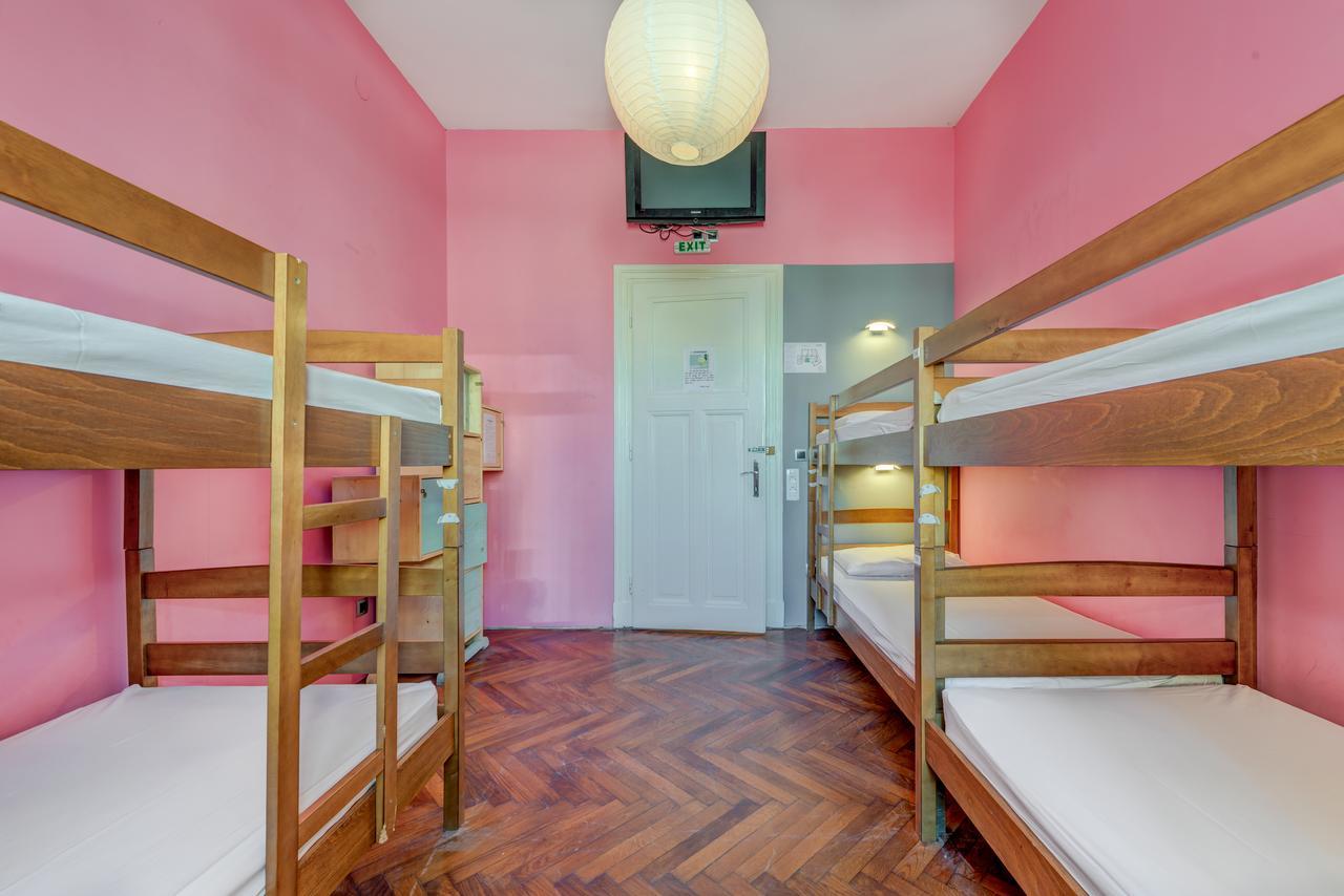 Hostel Colors Of Adriatic - Youth Only Split Bagian luar foto