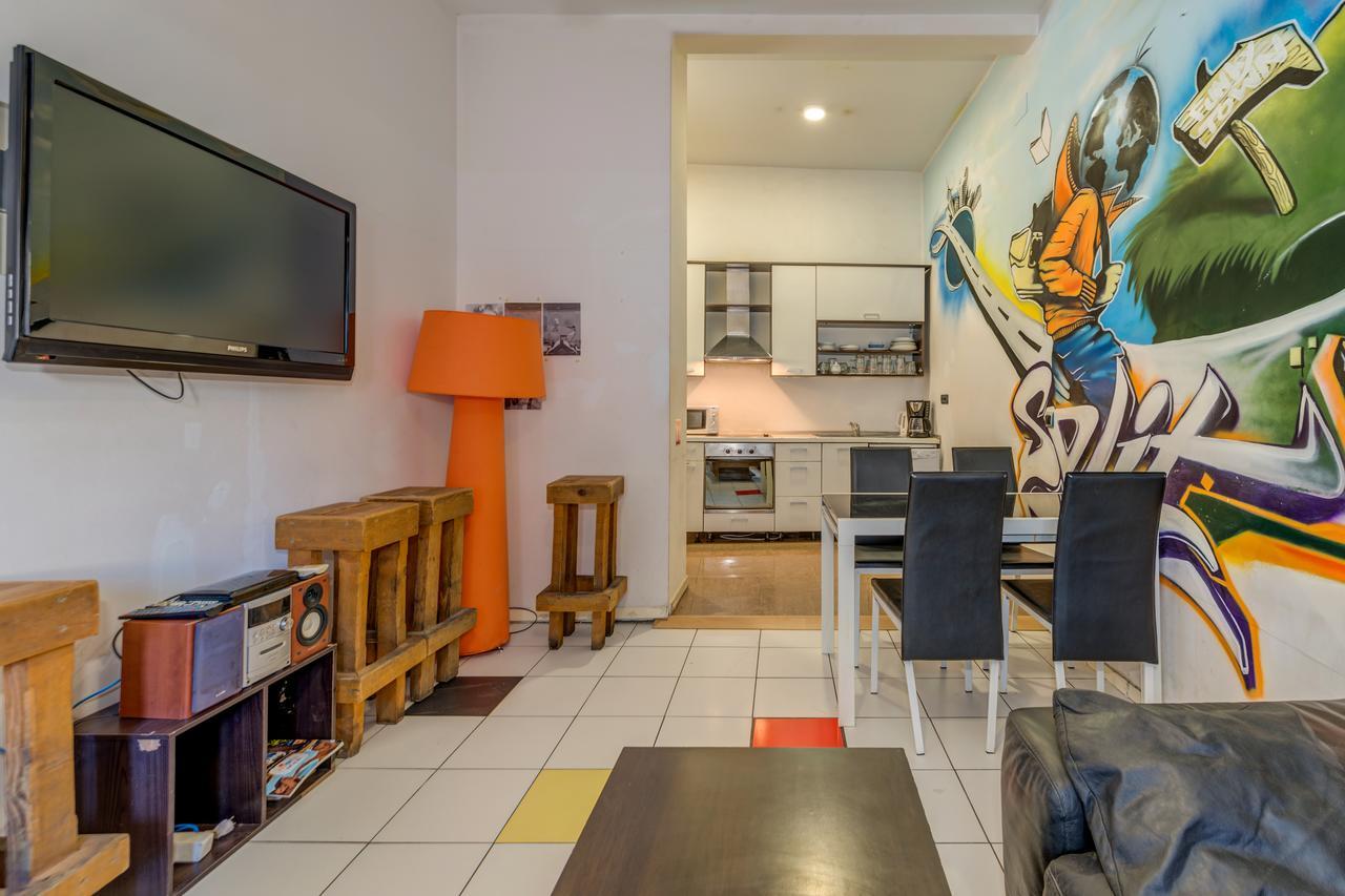Hostel Colors Of Adriatic - Youth Only Split Bagian luar foto