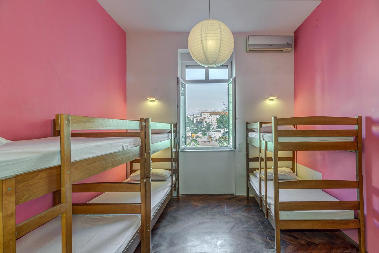 Hostel Colors Of Adriatic - Youth Only Split Bagian luar foto